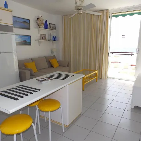 Costa Roja Views * El Medano (Tenerife)