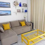 Costa Roja Views Apartment *