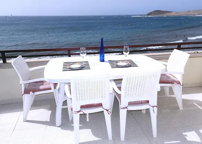 Costa Roja Views Апартаменты *